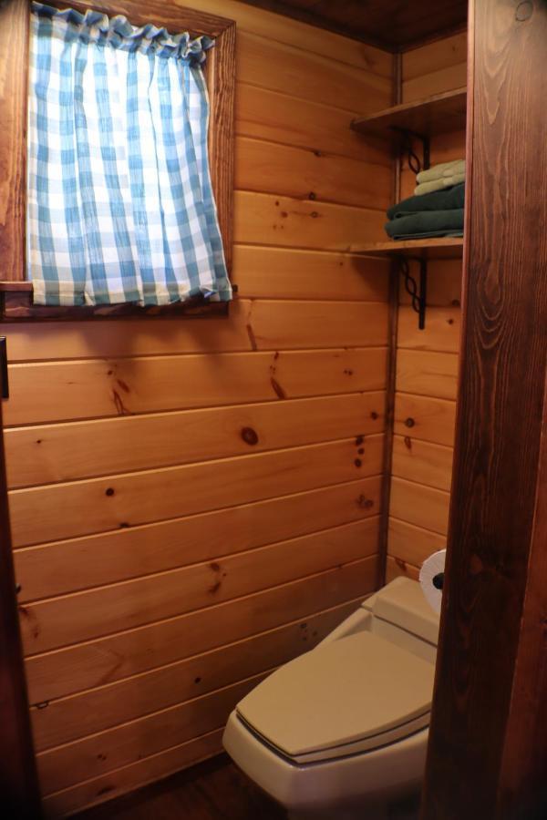 Storybook Village Pine Cove Esterno foto